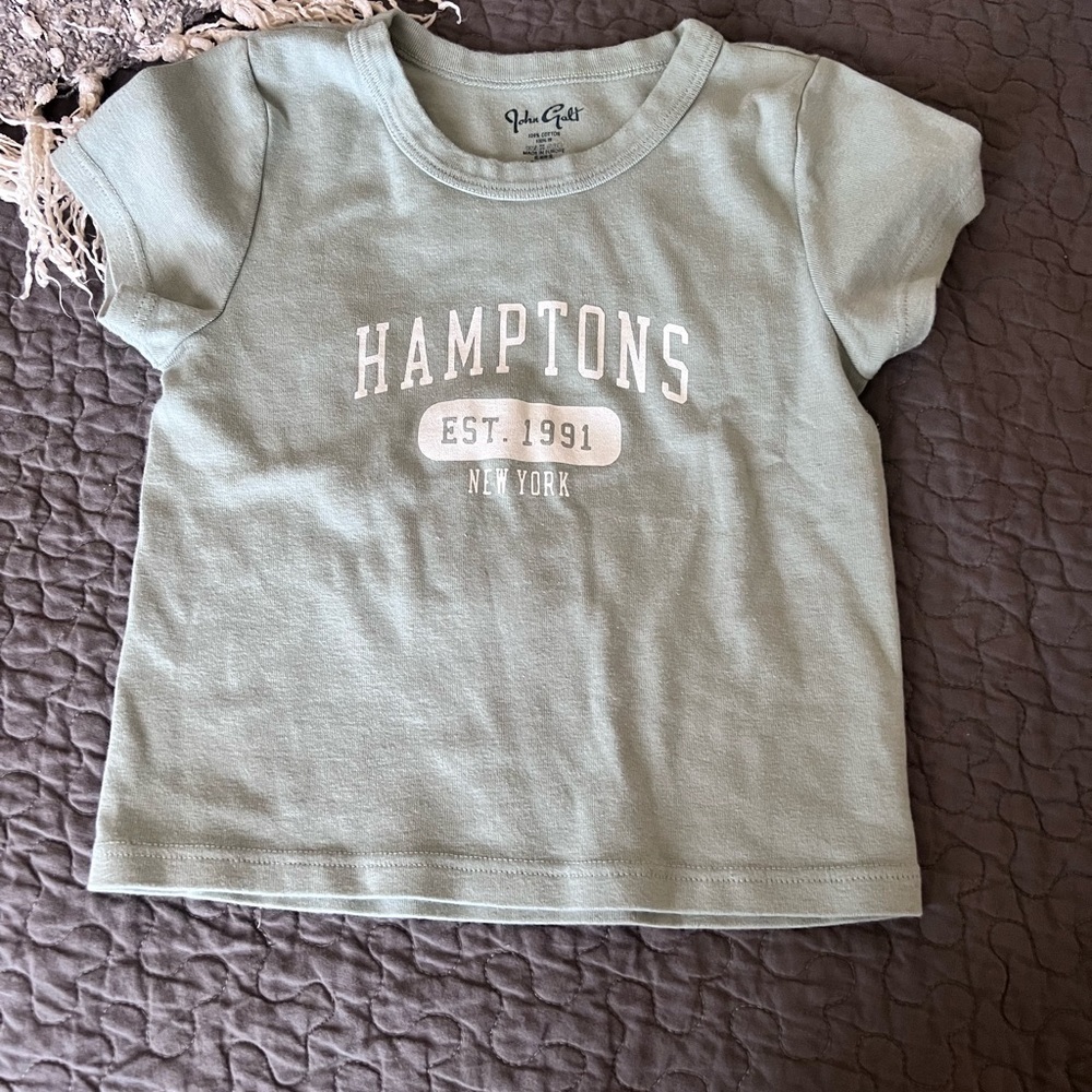 ❌Sold in bundle❌Brandy Melville Hampton Baby tee